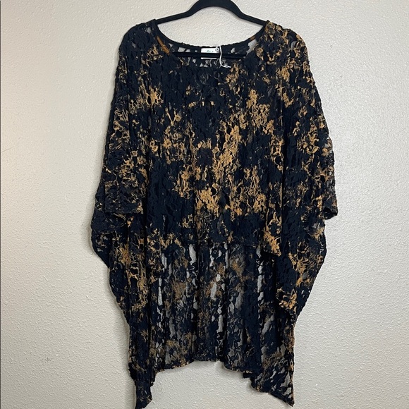 Blue Buttcup Womenβs Sheer Lace Tunic Top Kimono Black Gold Tie-Dye Look Sz S - Picture 1 of 10